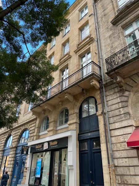 appartement 2 pièces - BORDEAUX