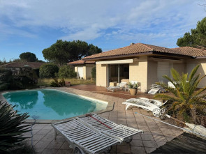 Maison en Vente à Lege-cap-ferret / 6 pièces 150m2