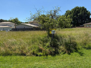 Terrain à aménager en Vente à Salaunes / 694m2
